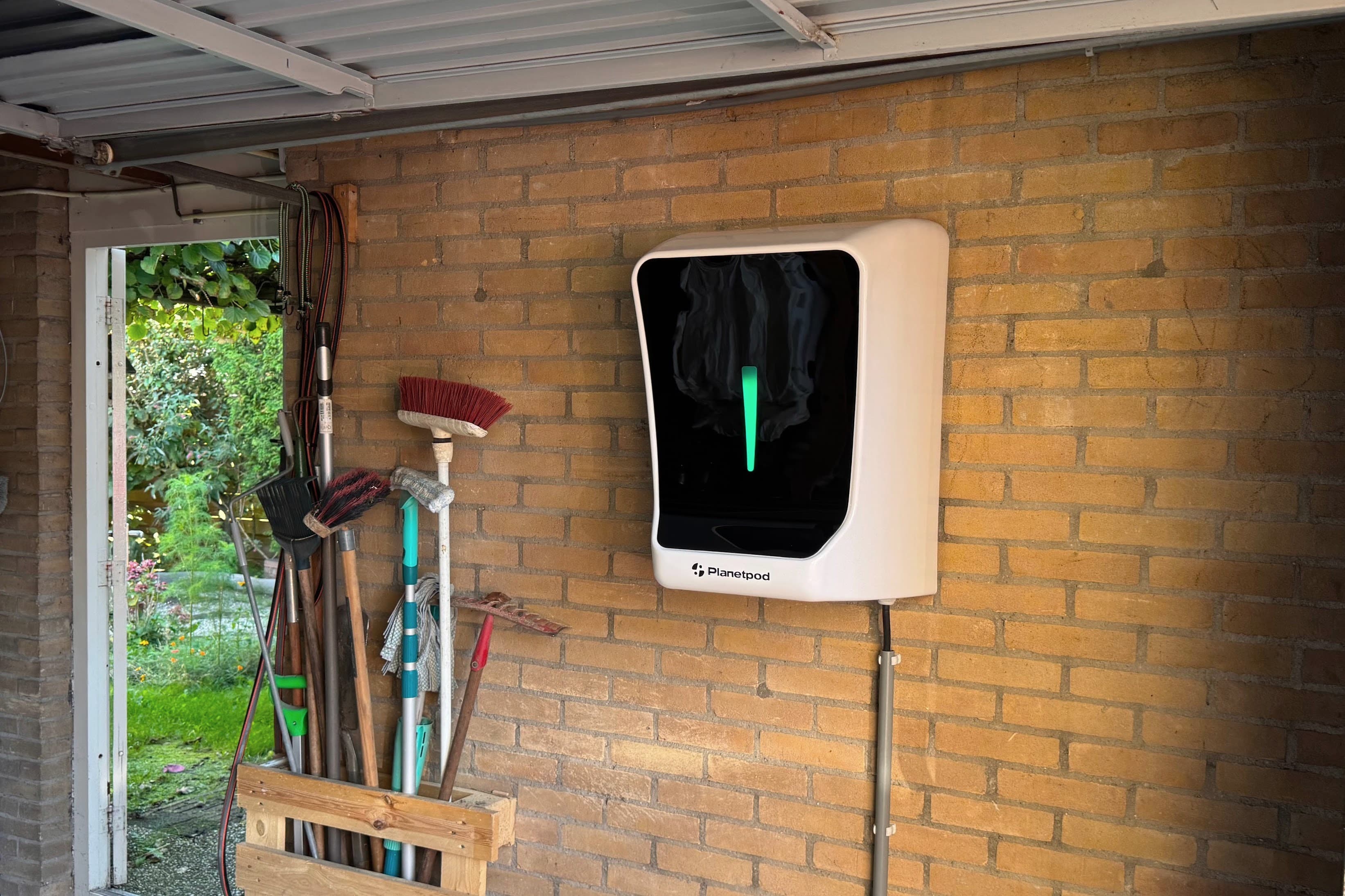 Nederlandse Thuisbatterij in Garage